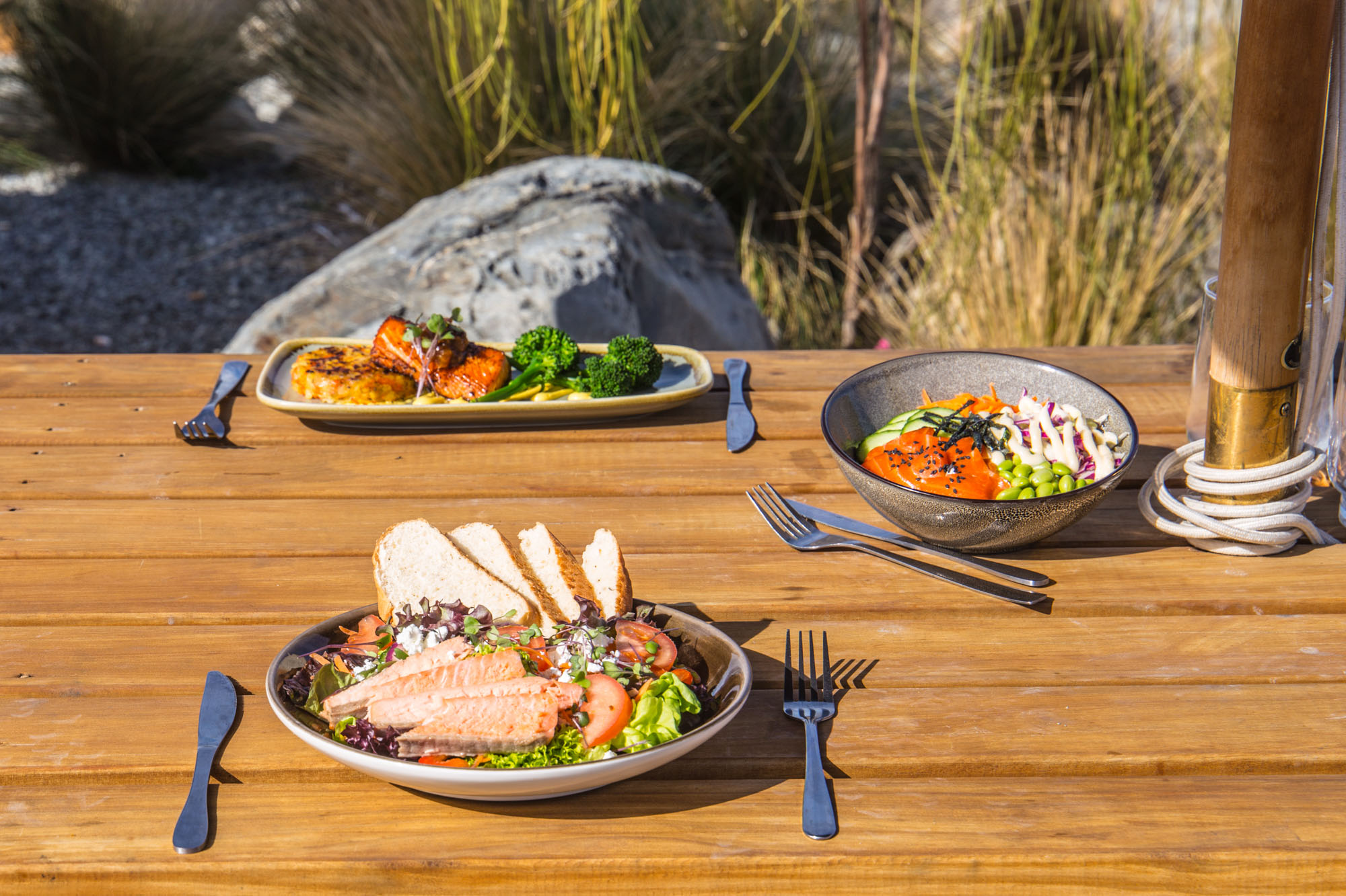 High Country Salmon is a boutique, 100% New Zealand family owned salmon farm, situated 3km south of Twizel, and 25km from Omarama.